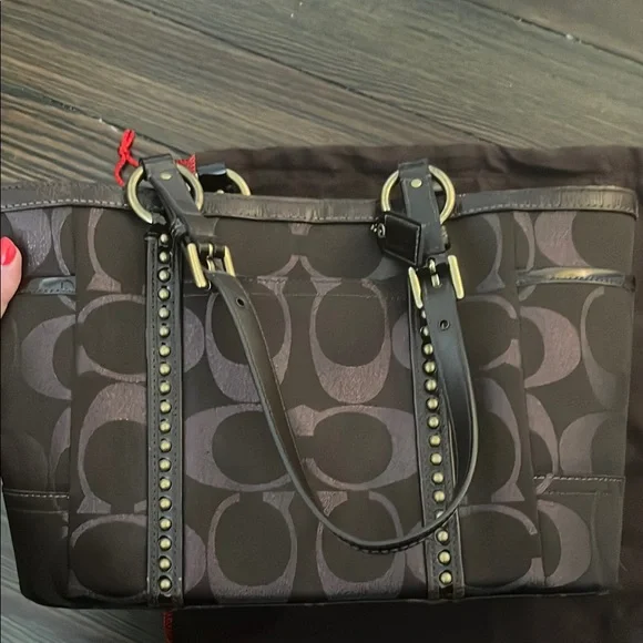 Coach Brown Monogram Tote with Chain Details - Picture 4 of 4